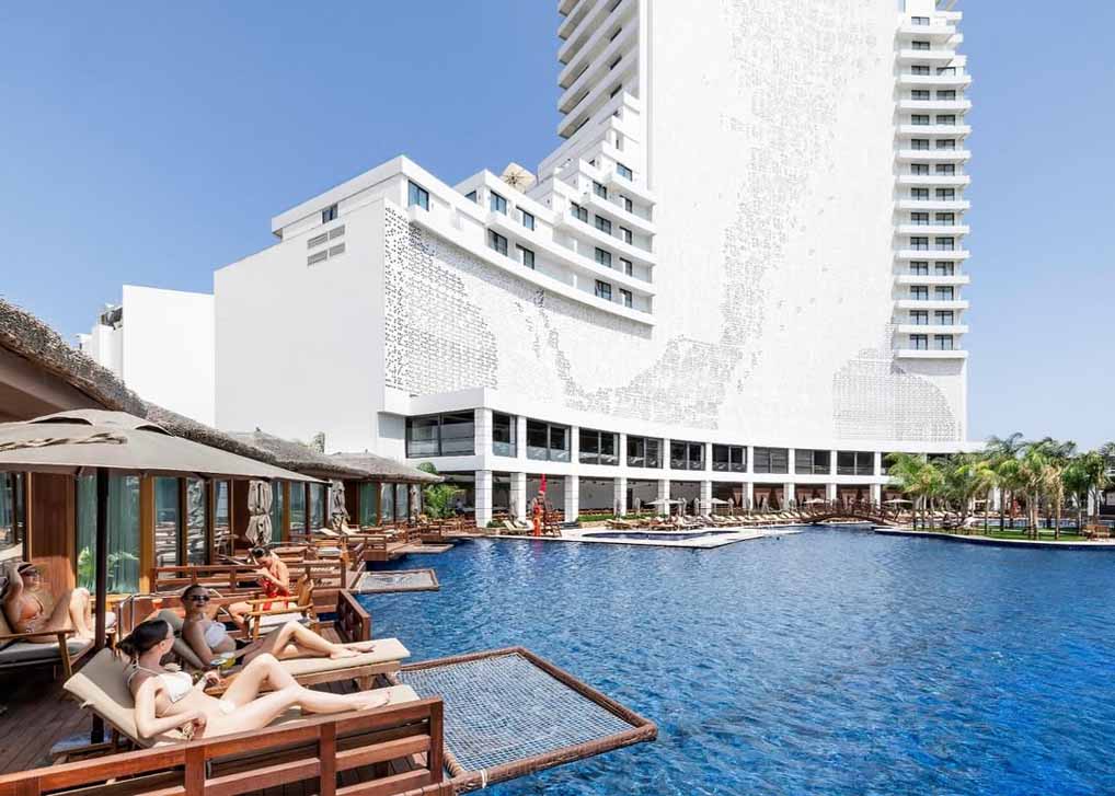 Grand Sapphire Resort