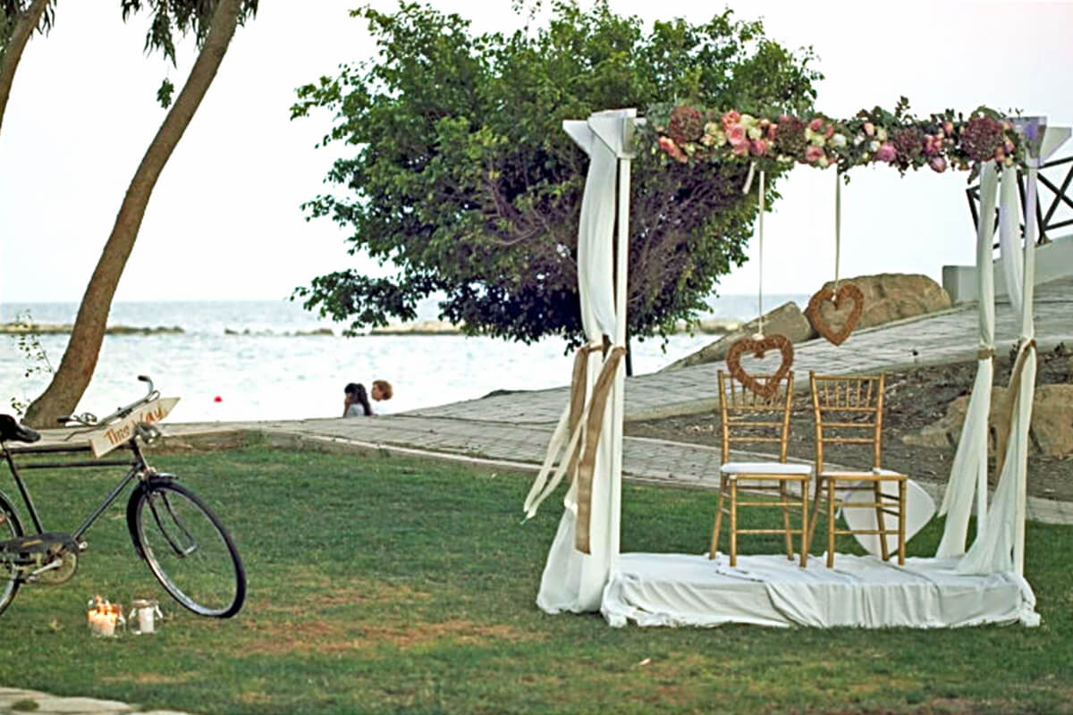 30-Poseidonia Beach Hotel Wedding Beach