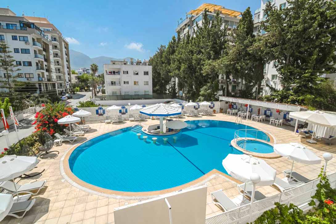 sammys outdoor pool view kyrenia