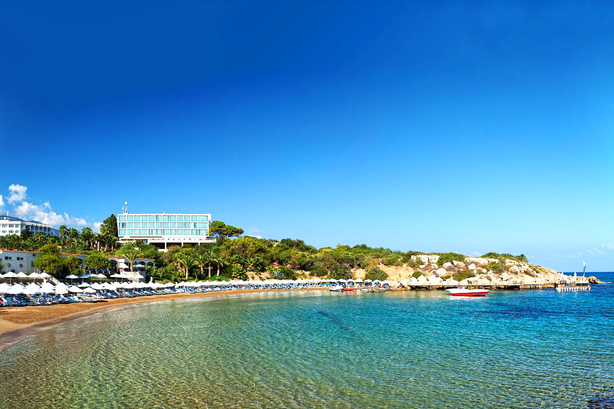 Denizkizi beach view kyrenia