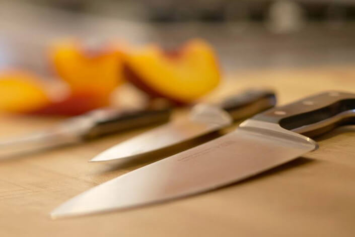 hand-knife-cyprus.jpg
