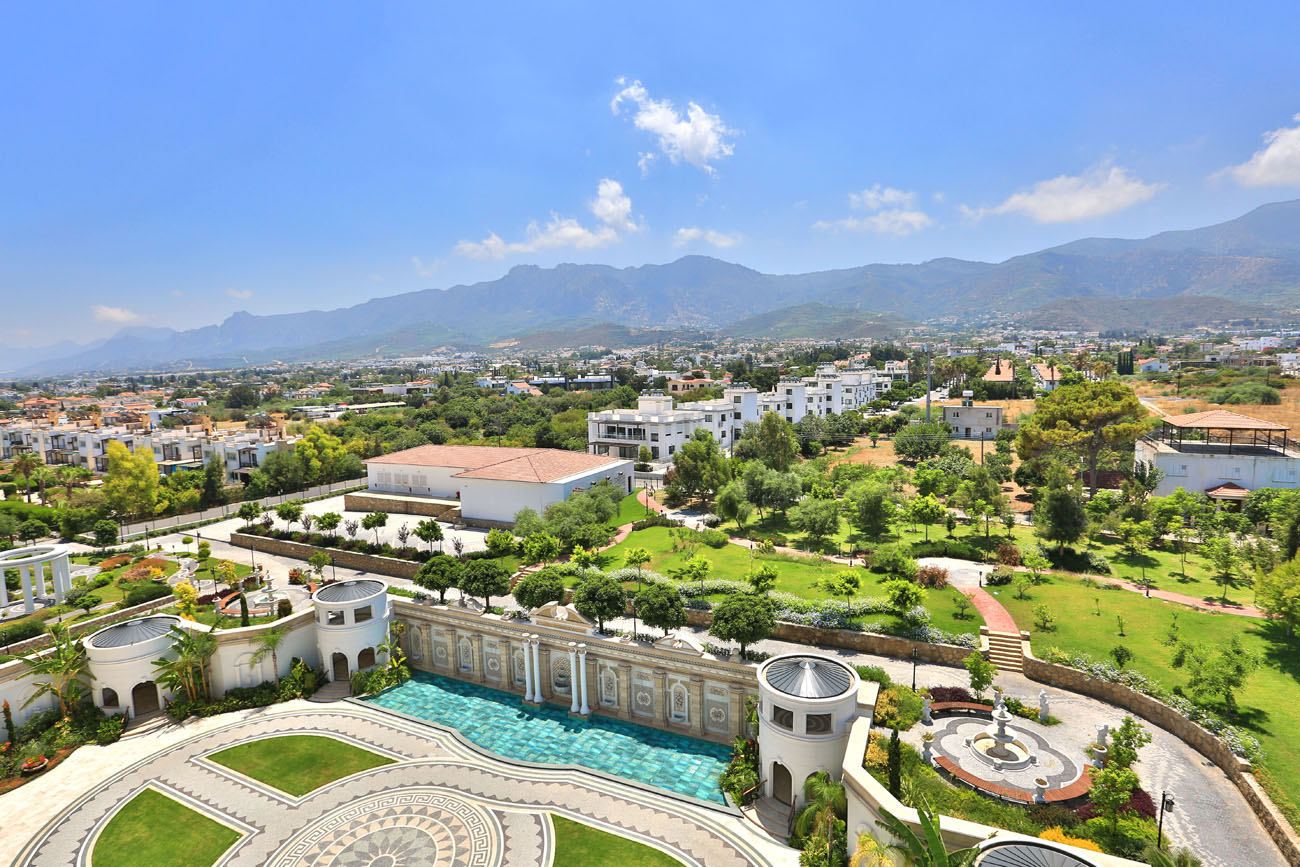 the diamond hidden suites merit view