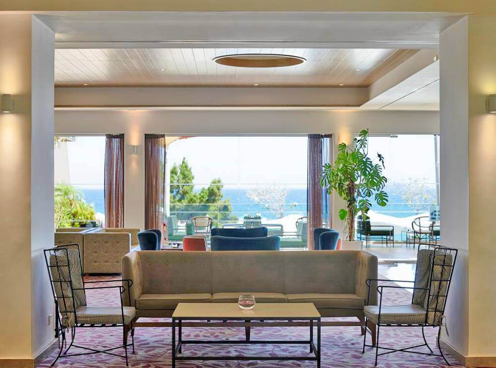 the royal apollonia comfortabl  seating area