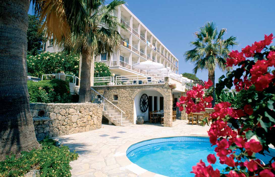 59-denizkizi-pool-view-kyrenia