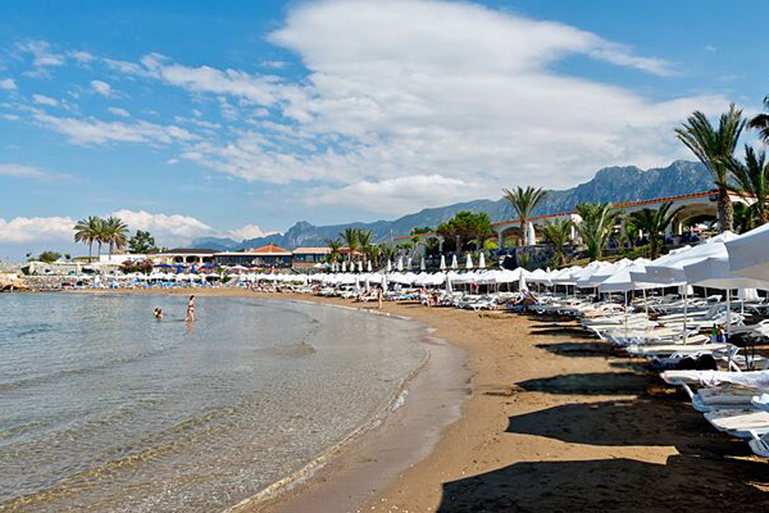 Denizkizi sunbeds kyrenia