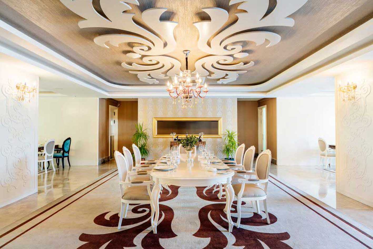 Grand Pasha Resturant Sitting Kyrenia
