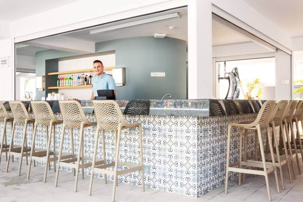 sunconnect sofiana resort lounge and bar