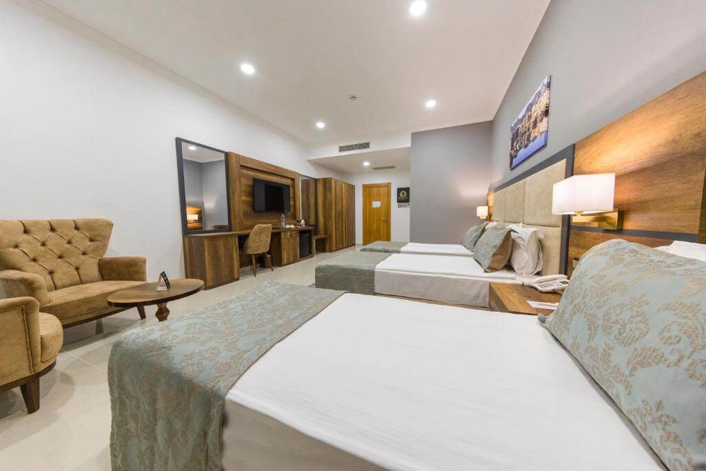 56 mc palace triple bedroom kyrenia