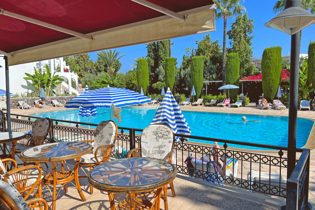 32 altinkaya holiday restaurent kyrenia