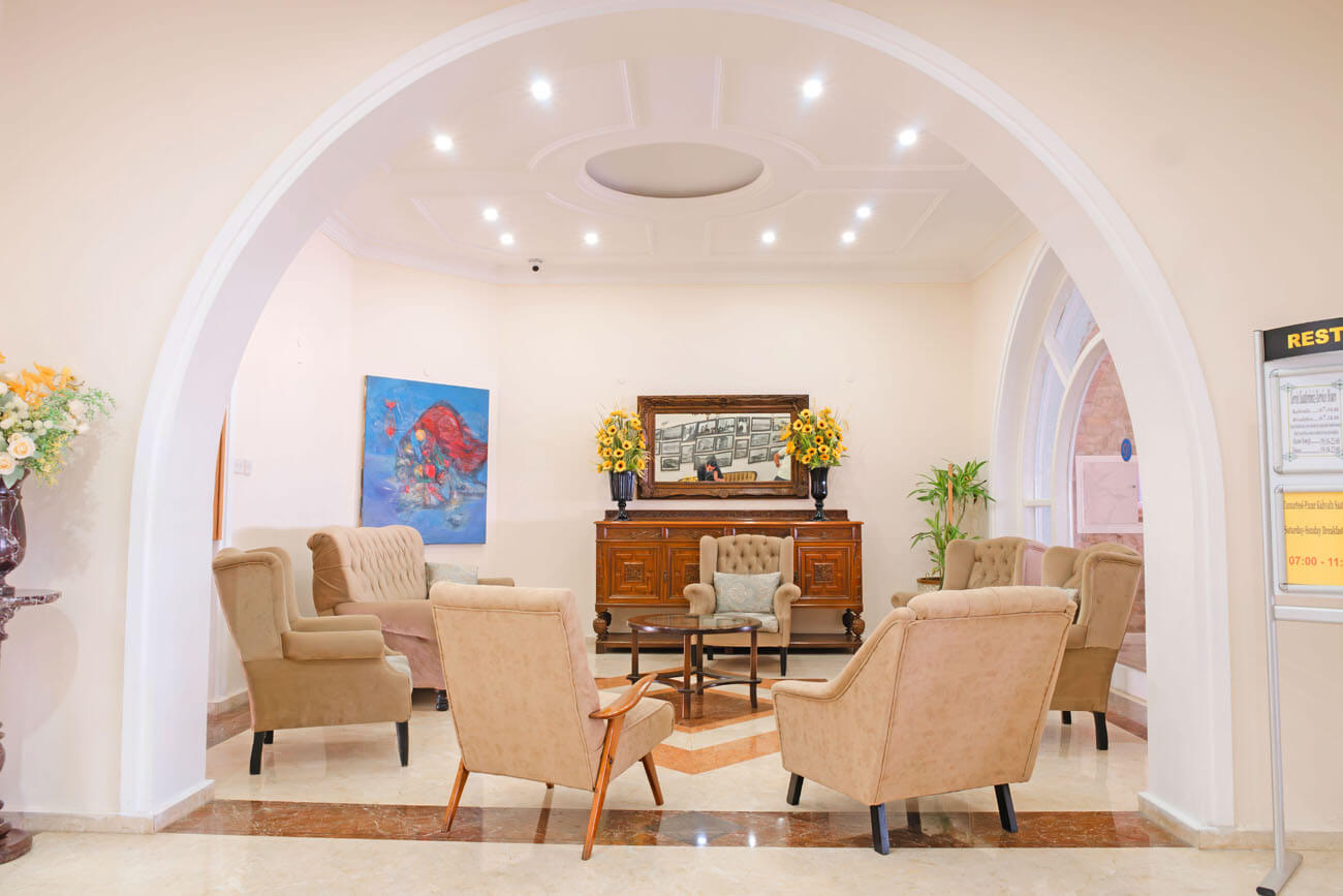 71 dome hotel sitting kyrenia