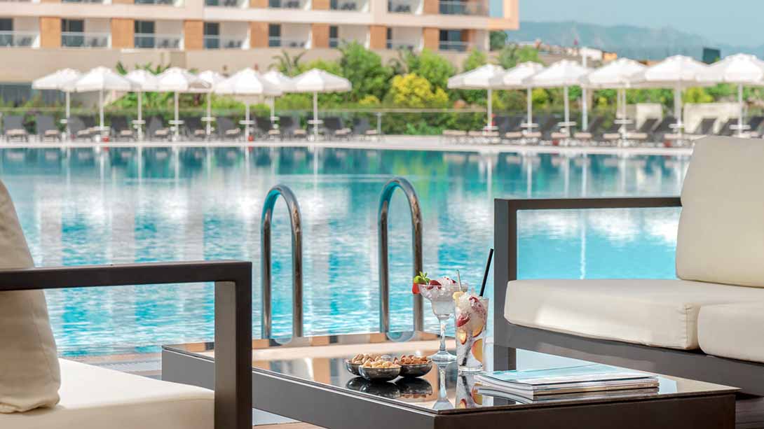 elexus hotel pool bar kyrenia