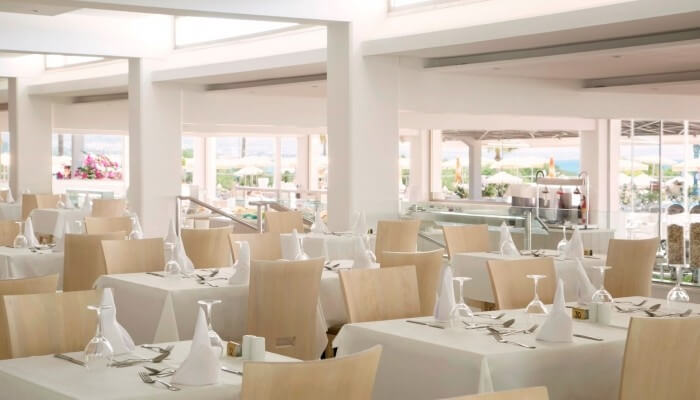 asterias hotel main restaurant