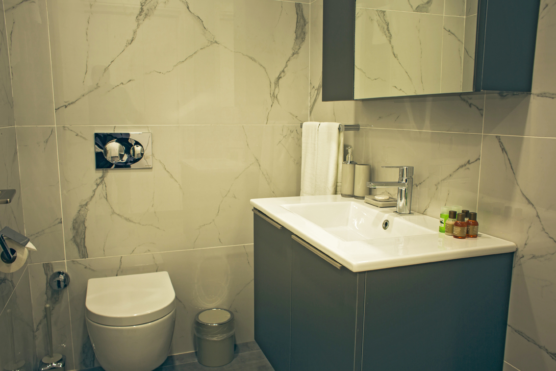 studio bathroom famagusta