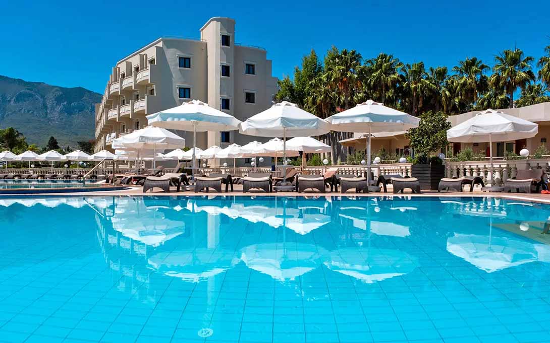 vuni palace pool area kyrenia