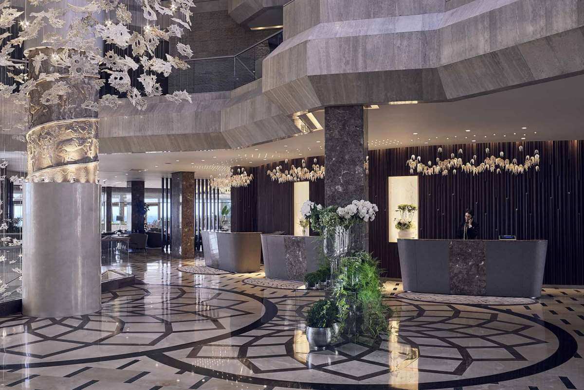 four seasons hotel reception