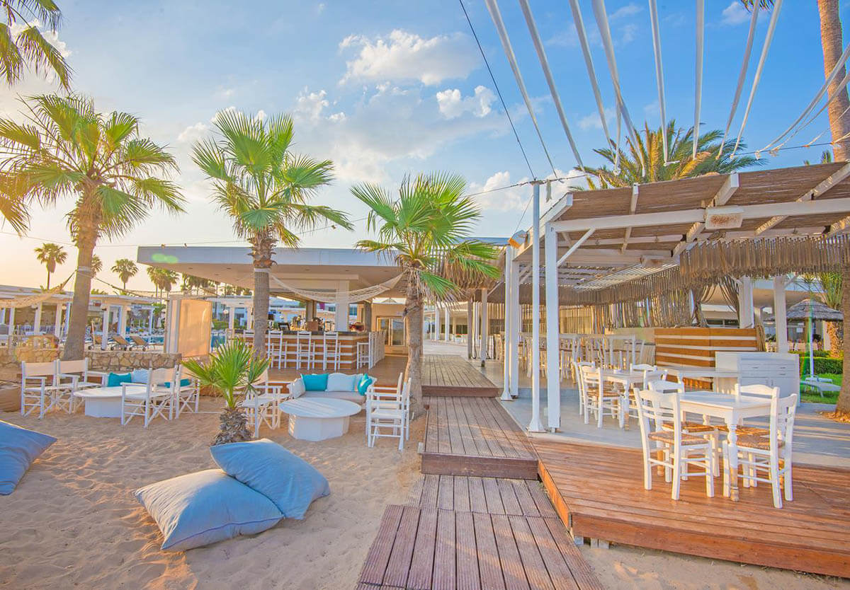 Dome Beach Hotel