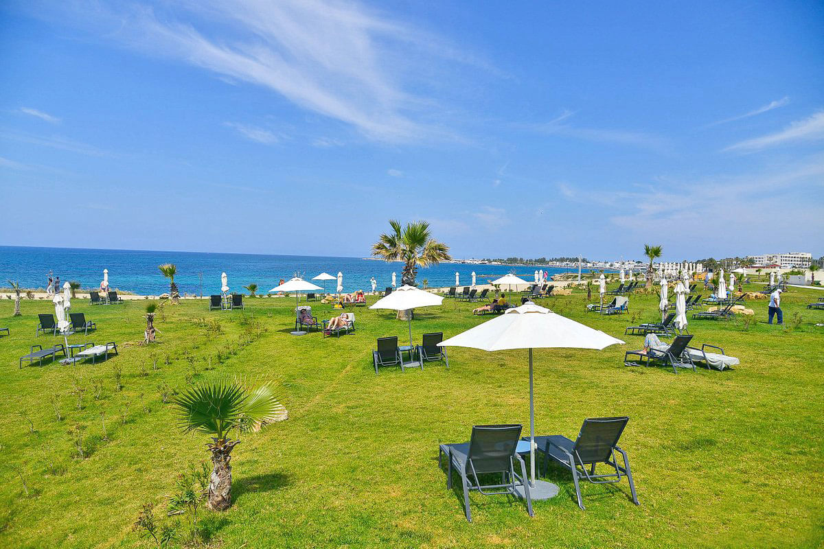 9 amphora hotel sunbeds cyprus
