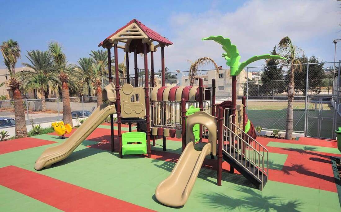 nestor hotel kids playground