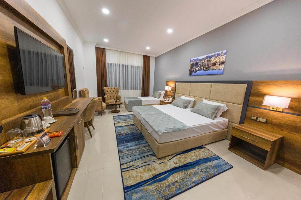 55 mc palace triple bedroom kyrenia