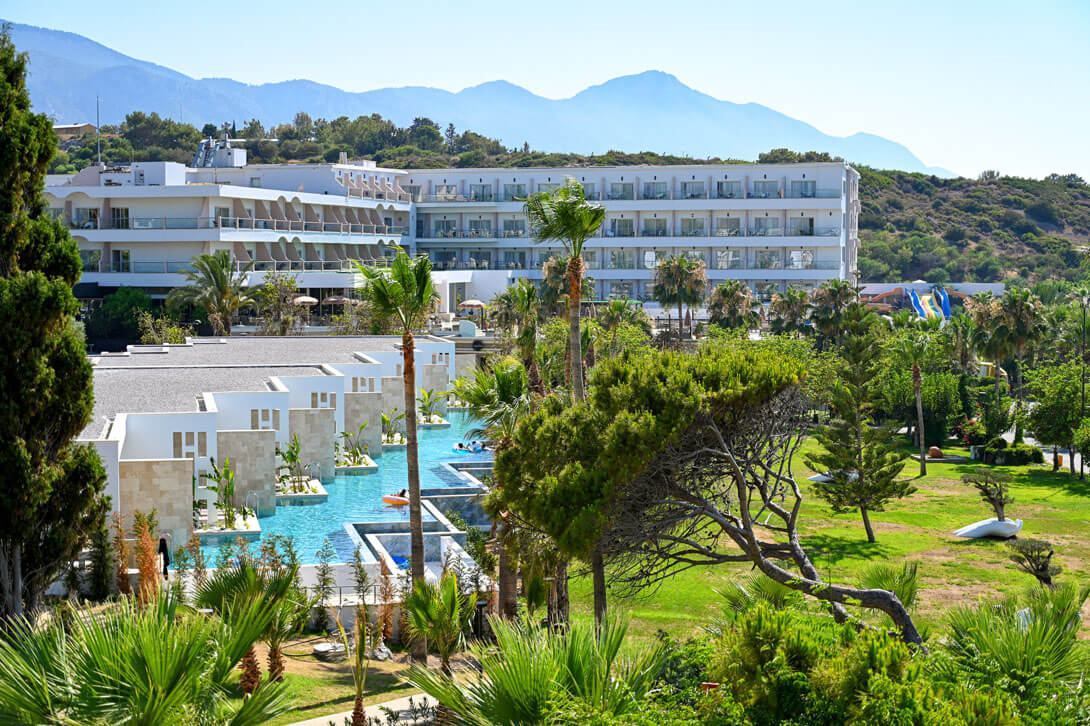 Acapulco Beach and Spa Resort