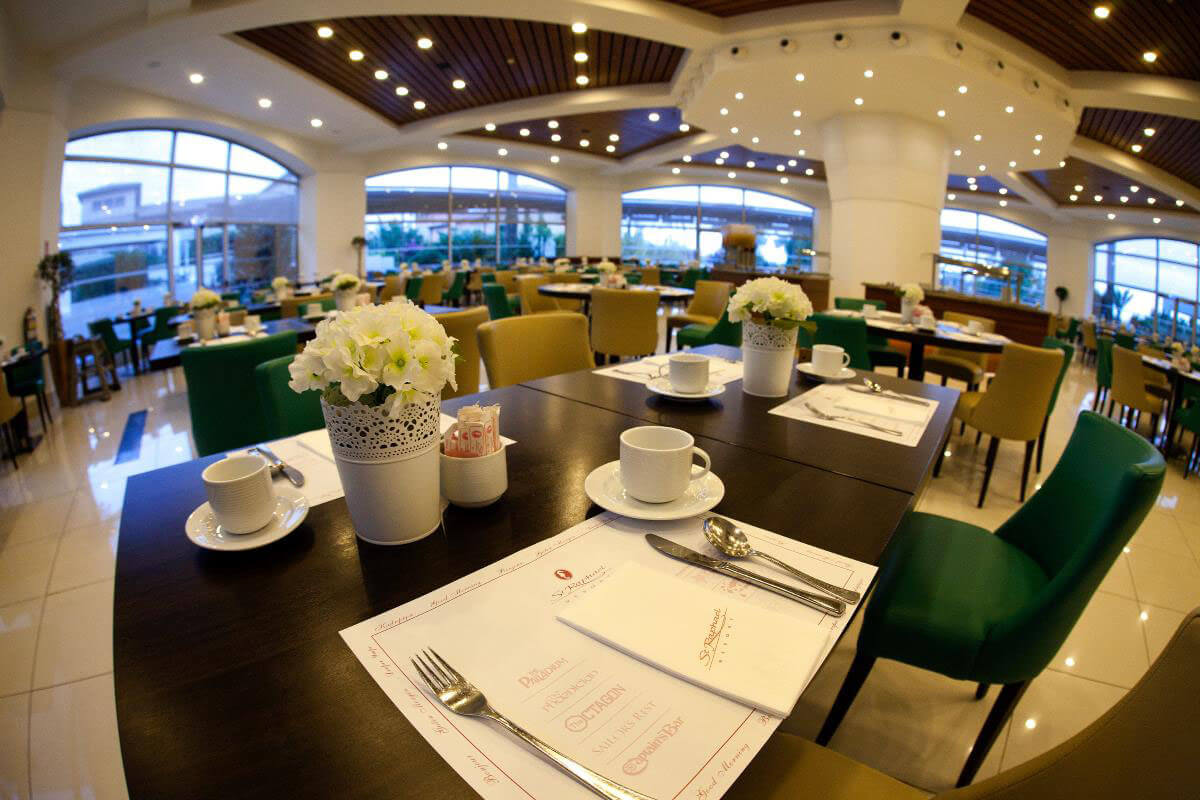 st.raphael hotel octagon restaurant