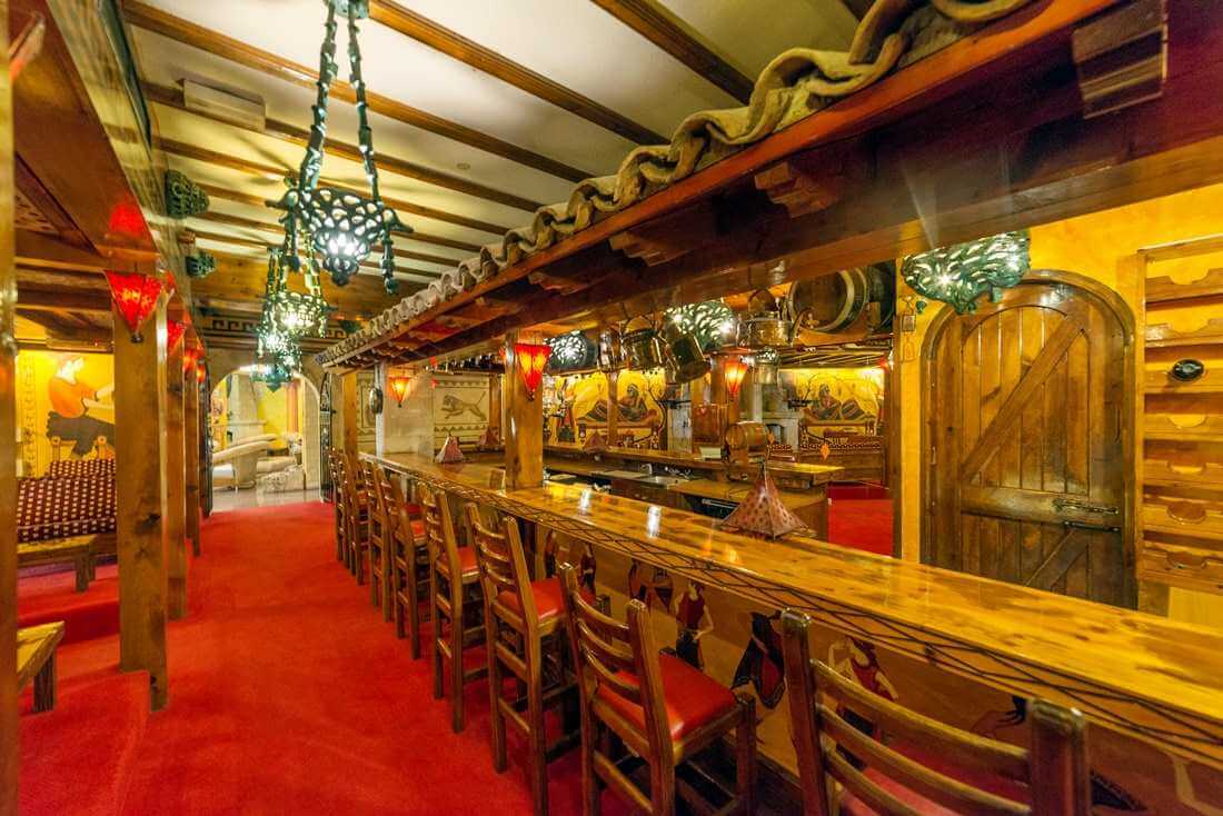 roman hotel bar cyprus