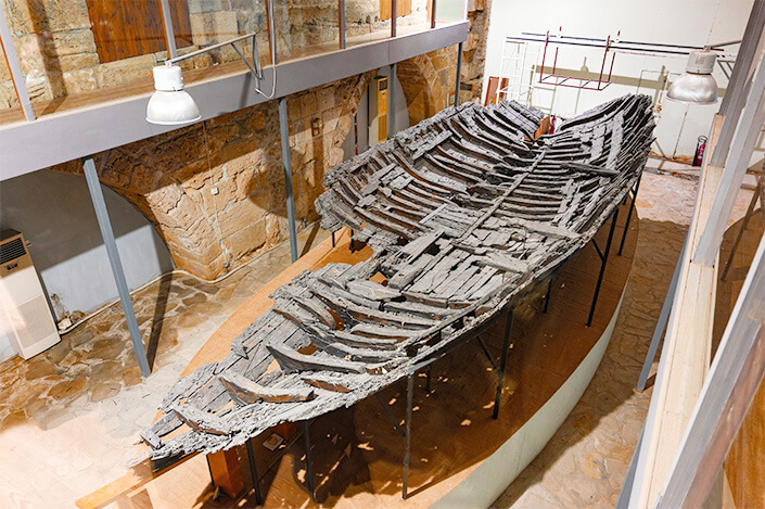 shipwreck-in-museum-north-cyprus.jpg