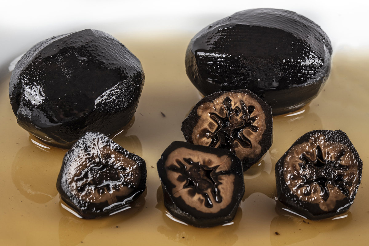 the-delicious-cyprus-sweet-macun