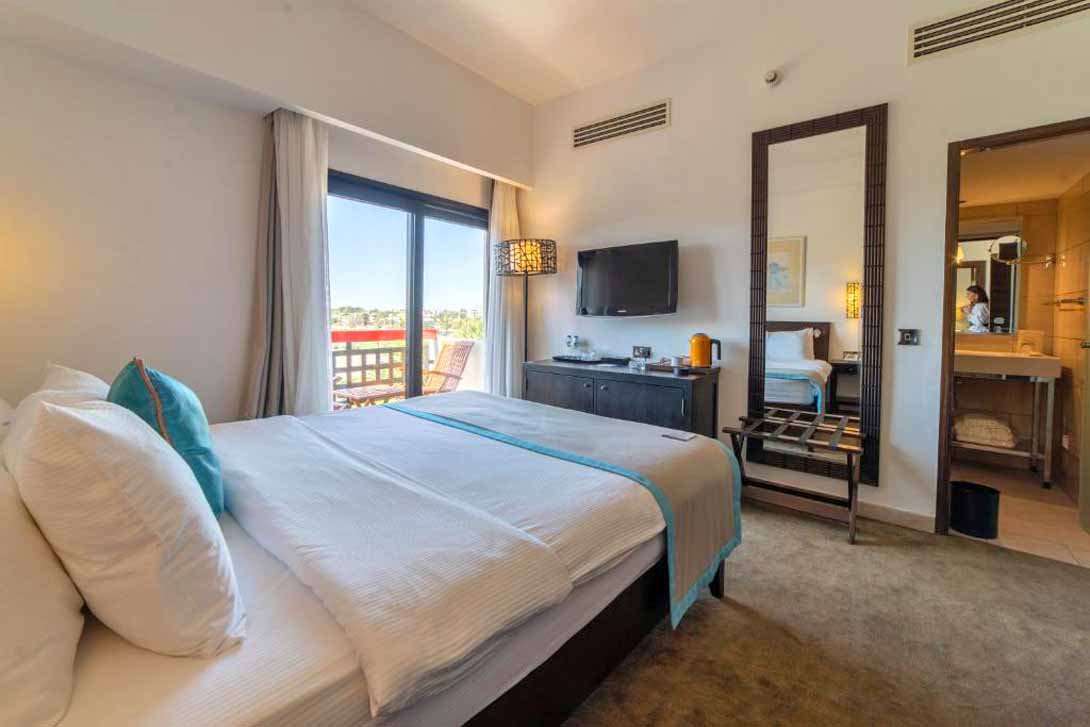 hotel room arkin palm hotel famagusta