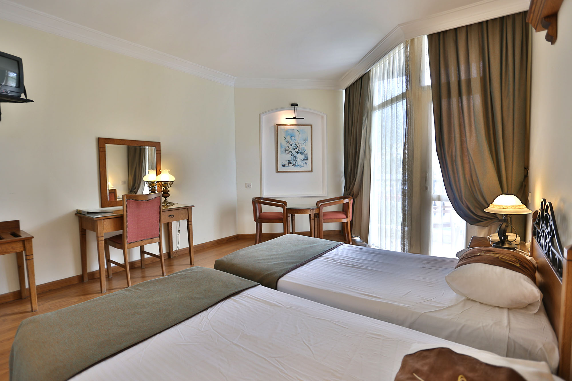 pia bella superior room view