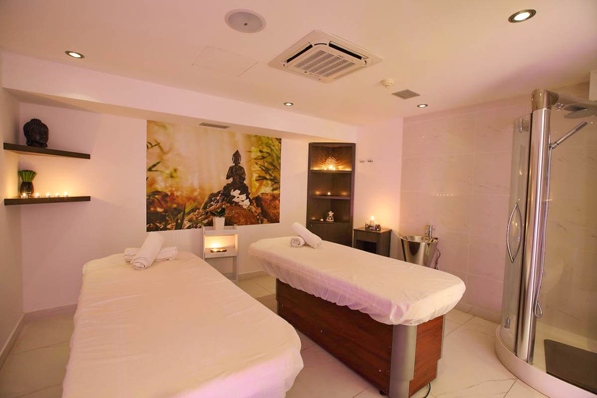 Dome Beach Hotel