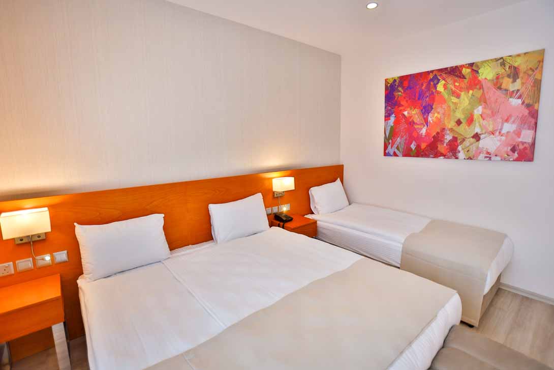 26 caddeminn hotel double bedroom famagusta