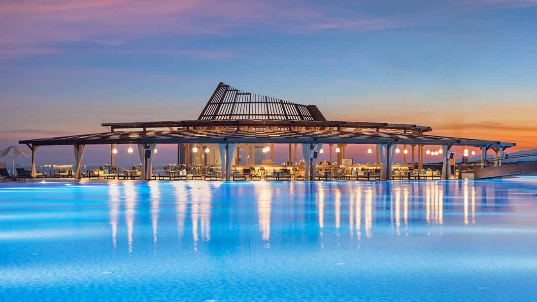 elexus outdoor pool kyrenia