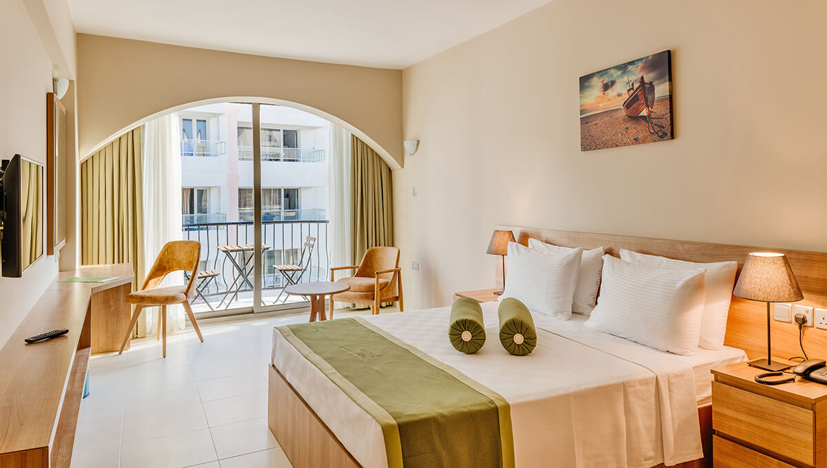 Hotel Room Landview