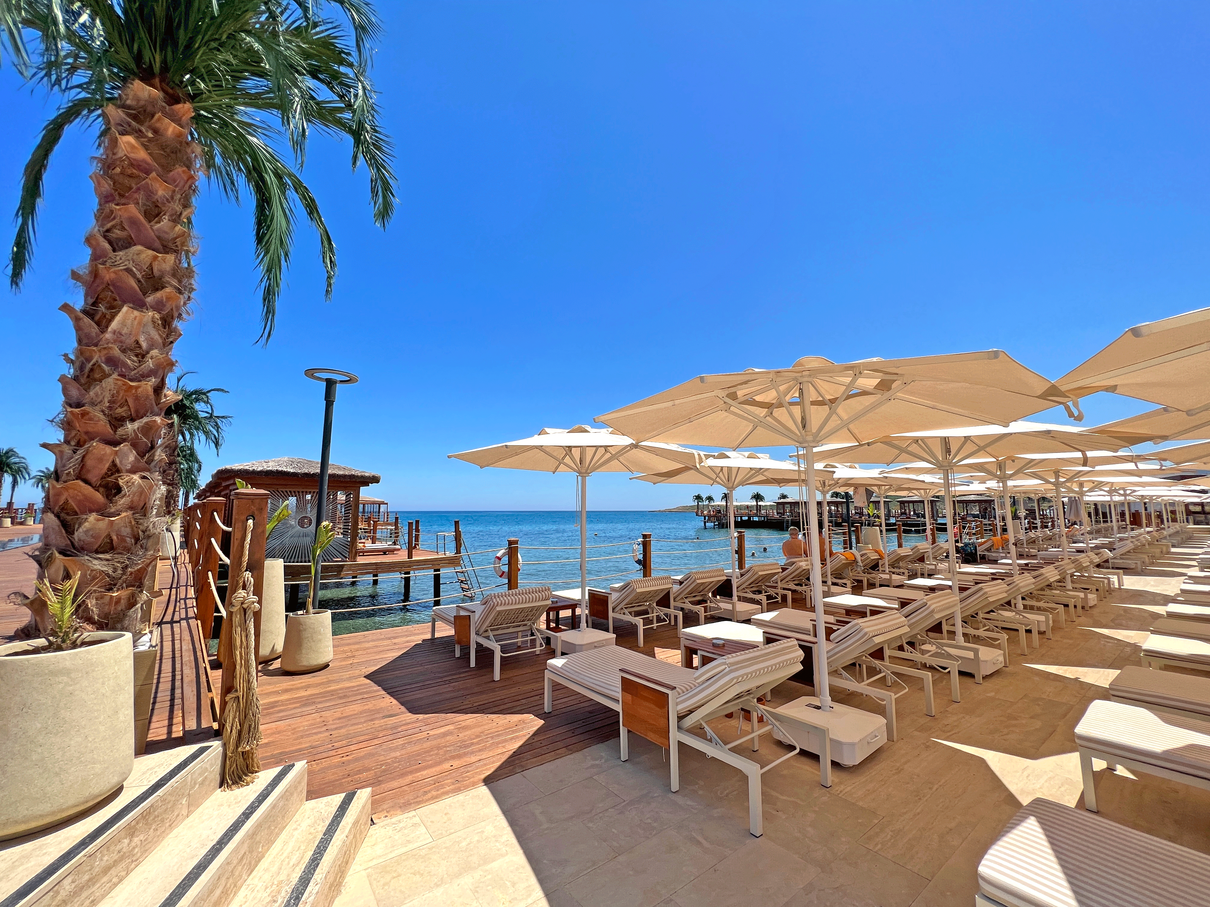 27 chamada prestige sunbed beach kyrenia
