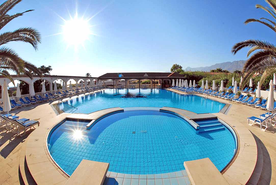 Denizkizi pool area kyrenia