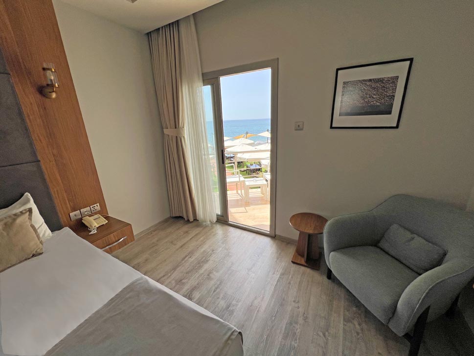 mimoza hotel room terrace famagusta