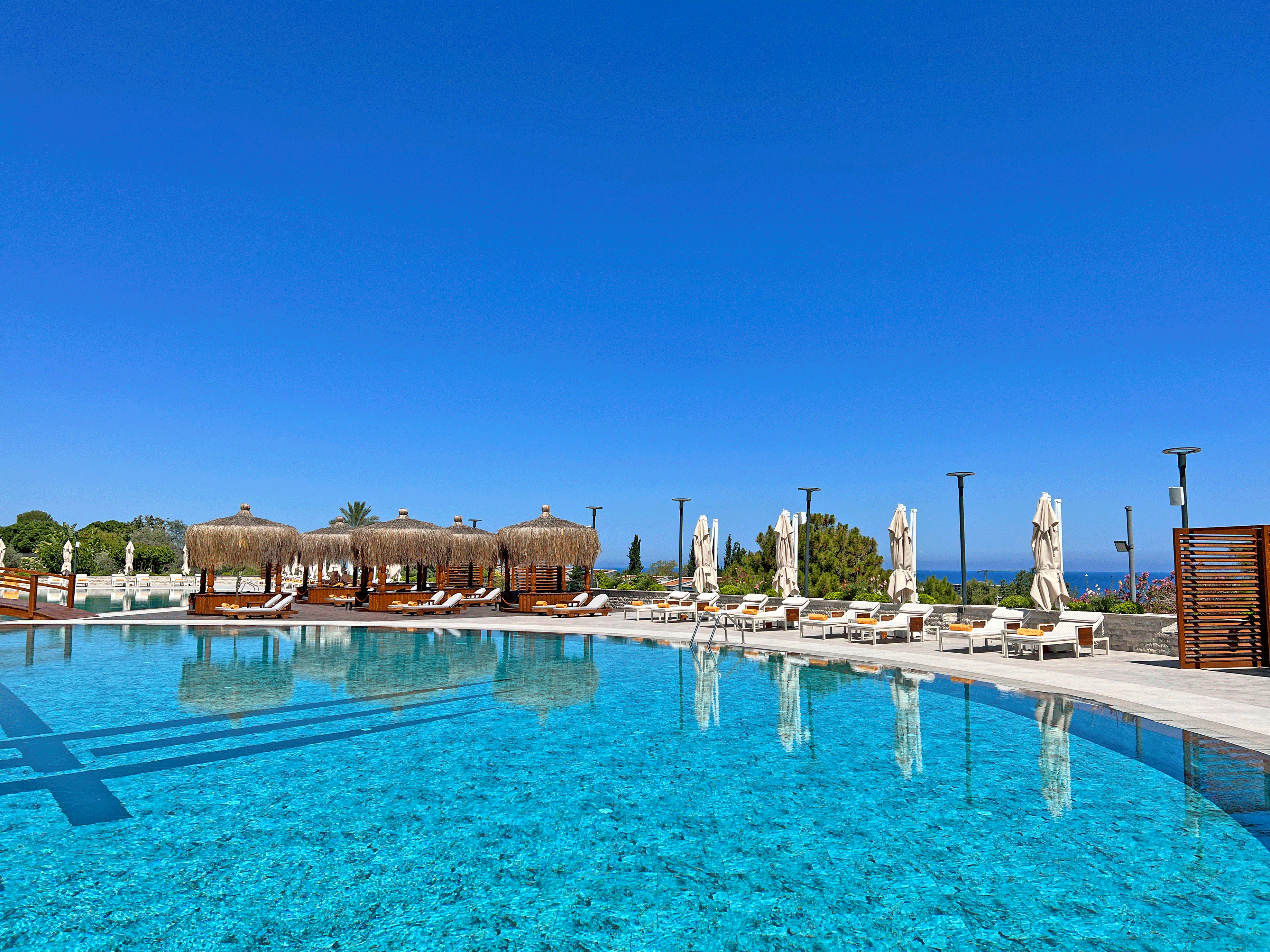 20 chamada prestige swimming pool kyrenia