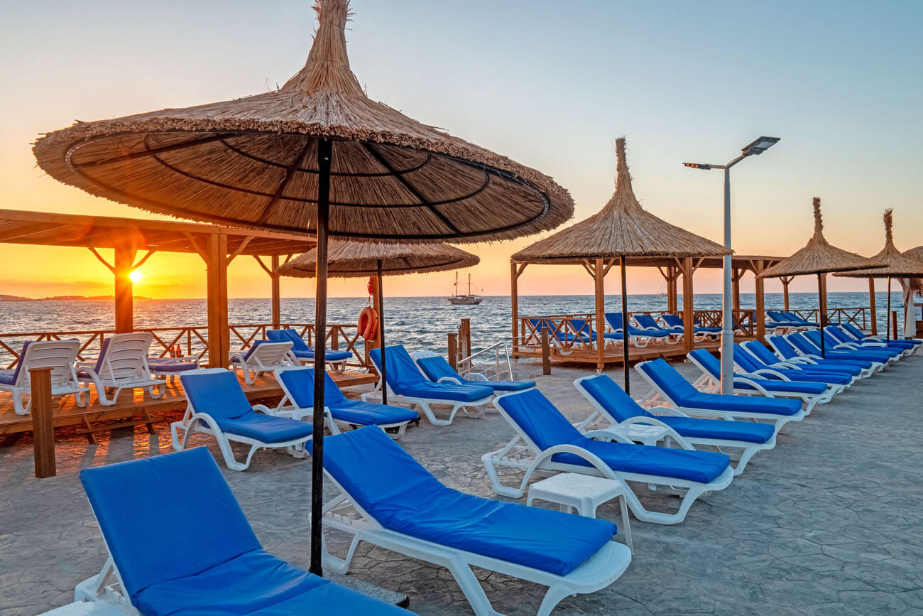67 dome hotel sunbeds kyrenia