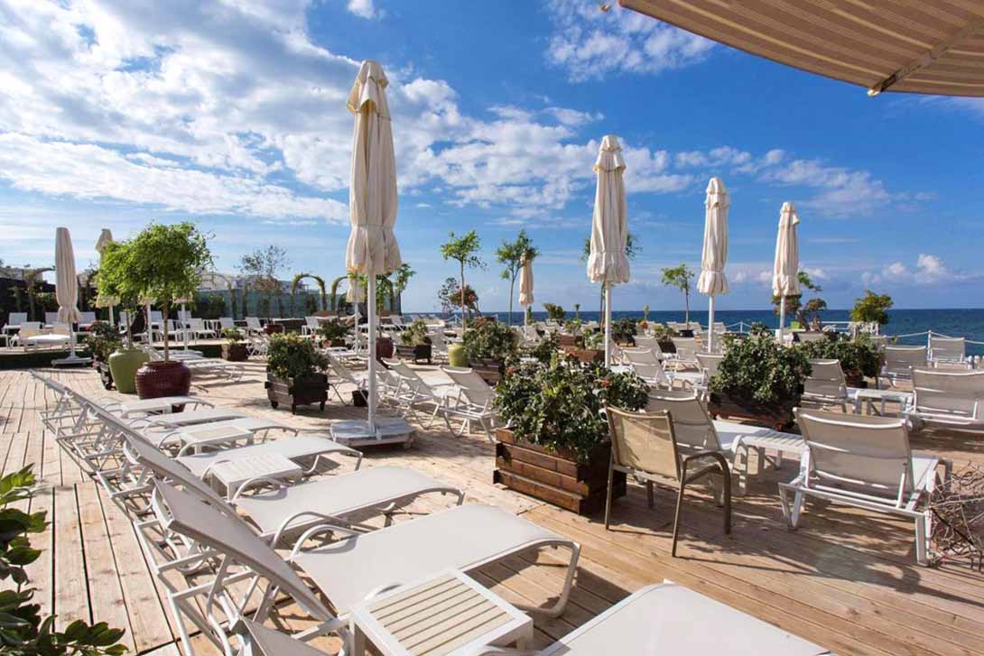 rocks hotel sunbeds kyrenia