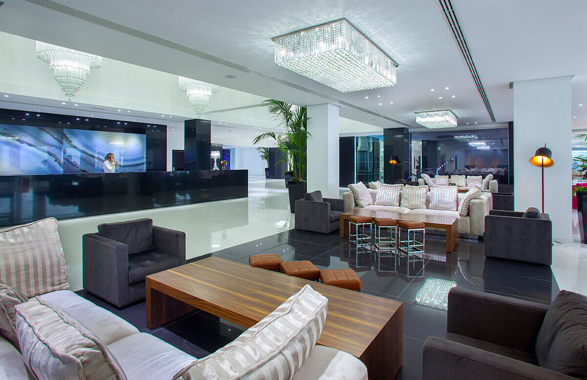 15 king evelthon reception area