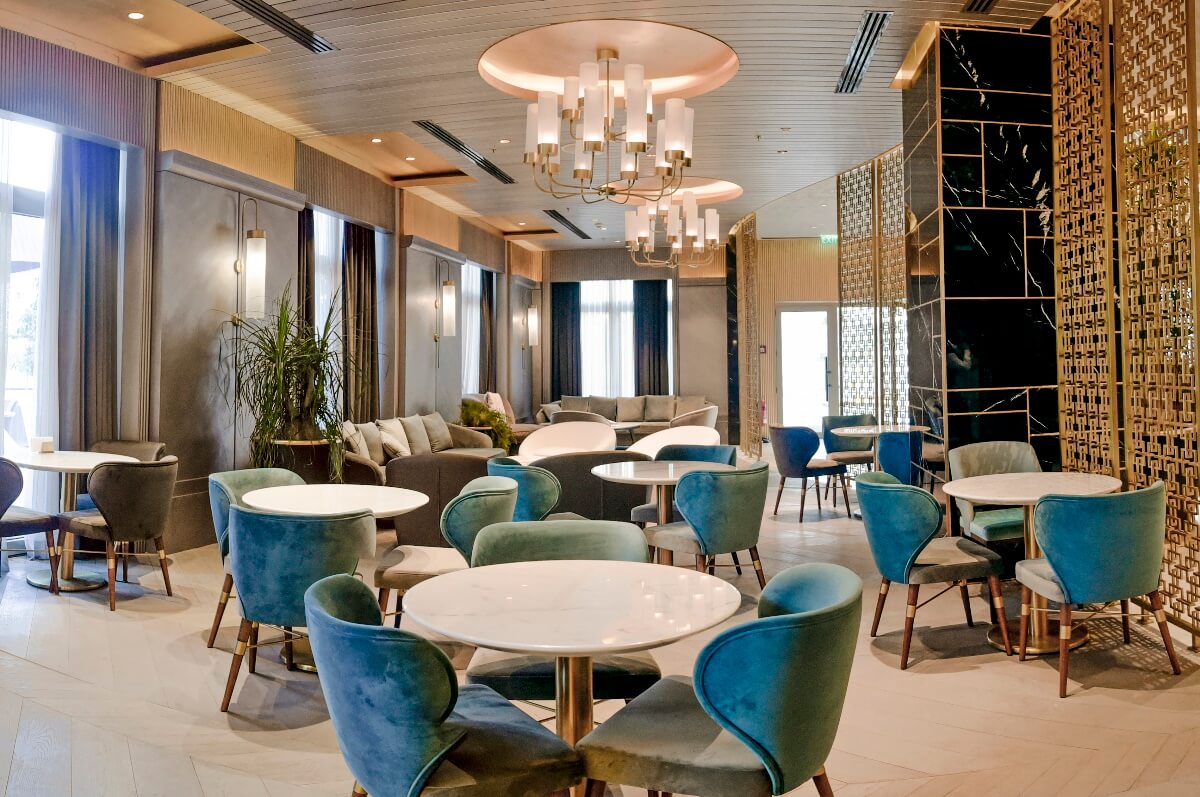 34 rocks hotel restaurant cyprus