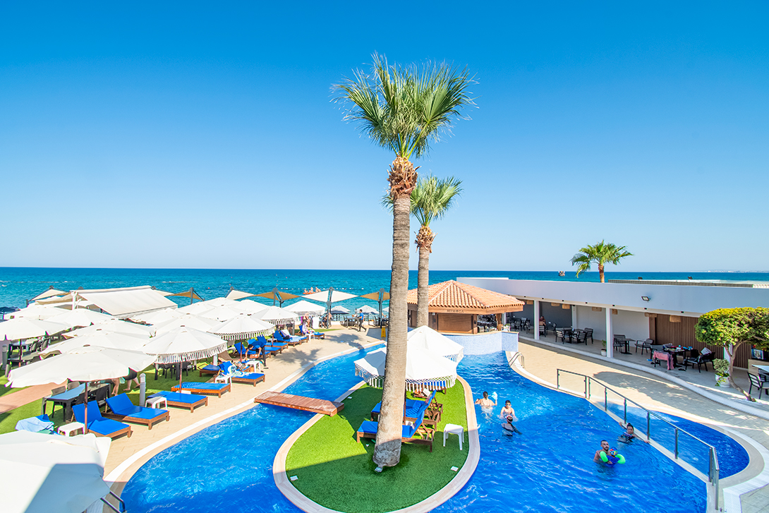22-mimoza-hotel-swimming-pool-famagusta