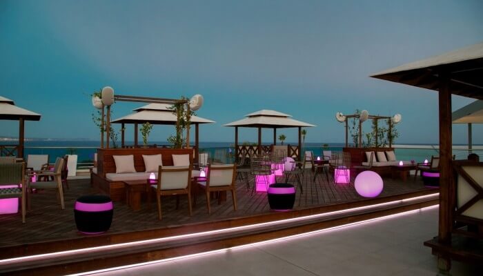 Dine out under the stars!