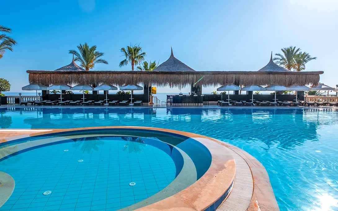 vuni palace outdoor pool kyrenia