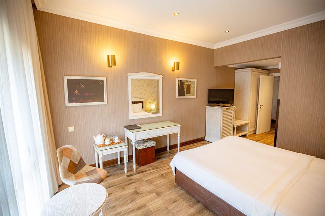 Bella View Art Boutique Hotel