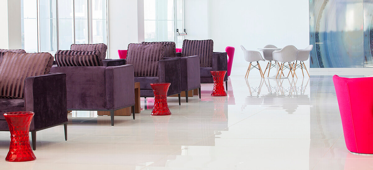 10 king evelthon lobby seating area