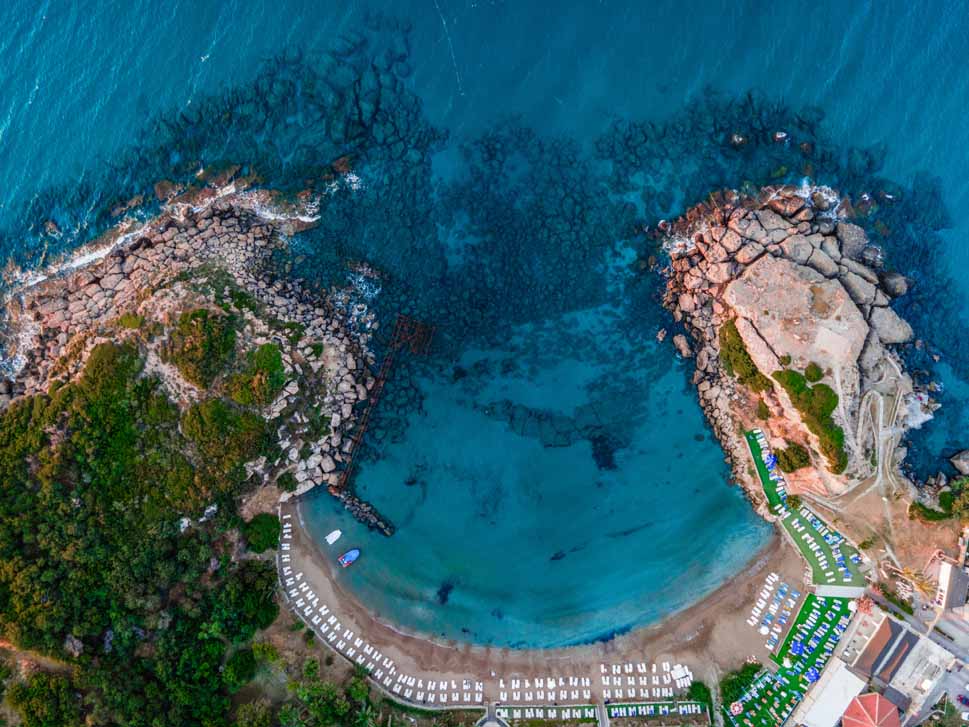 10 denizkizi beach hotel Sea horizon kyrenia.jpg