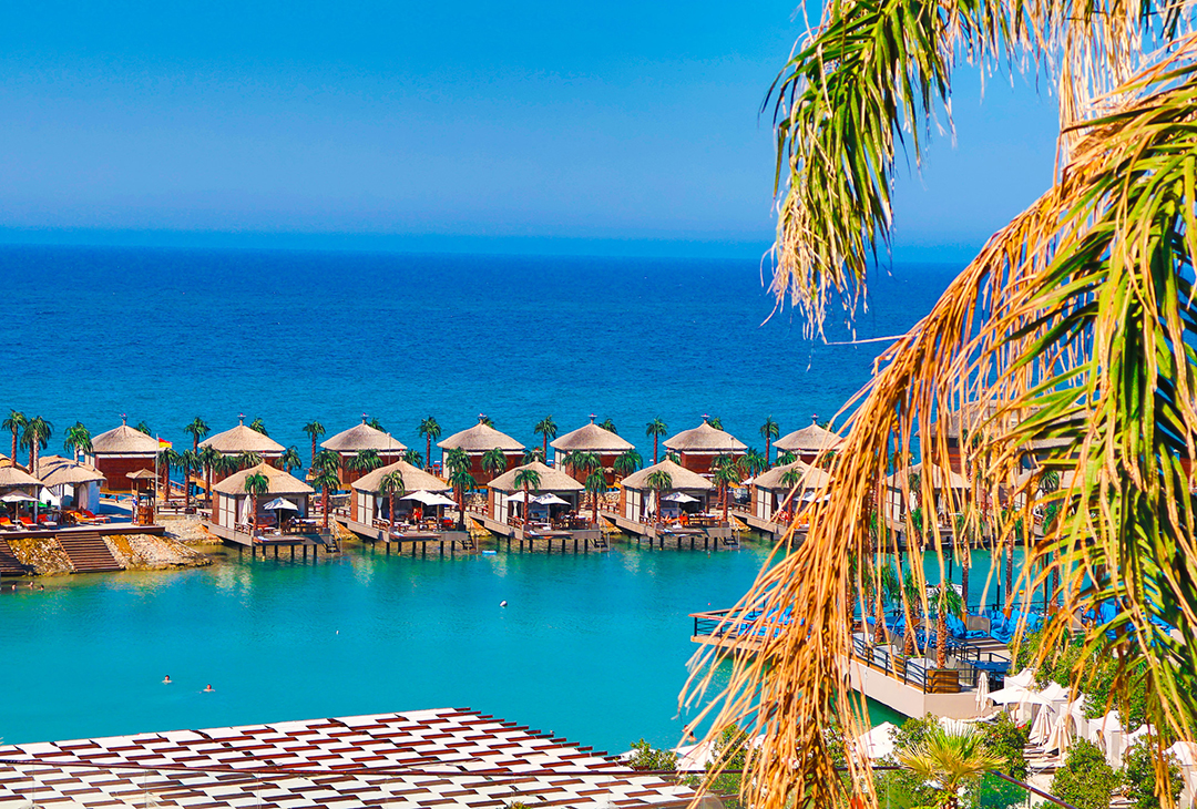 84 cratos hotel pool cabanas