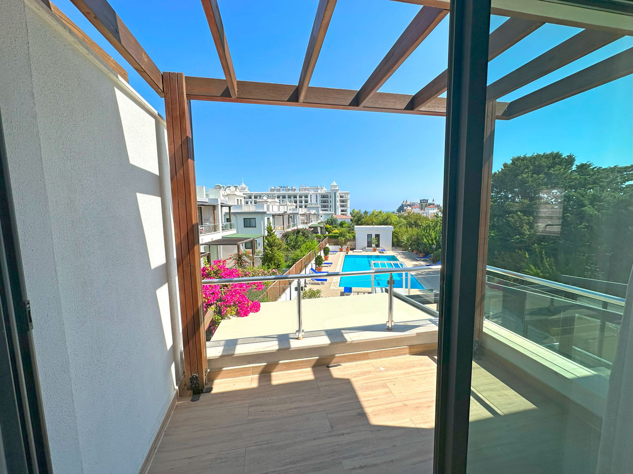 diamond hidden suites balcony alsancak